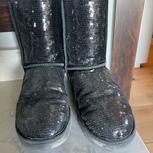 UGG boots lightley used